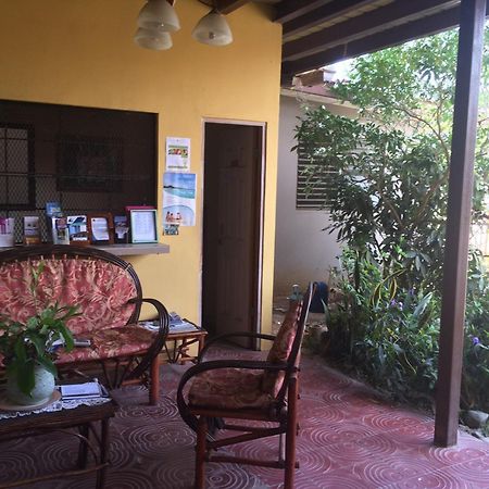 Hostal Dona Maria Pedasi Town ภายนอก รูปภาพ