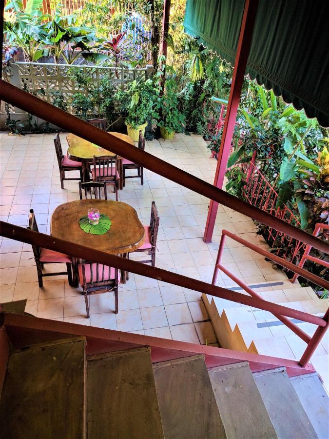Hostal Dona Maria Pedasi Town ภายนอก รูปภาพ