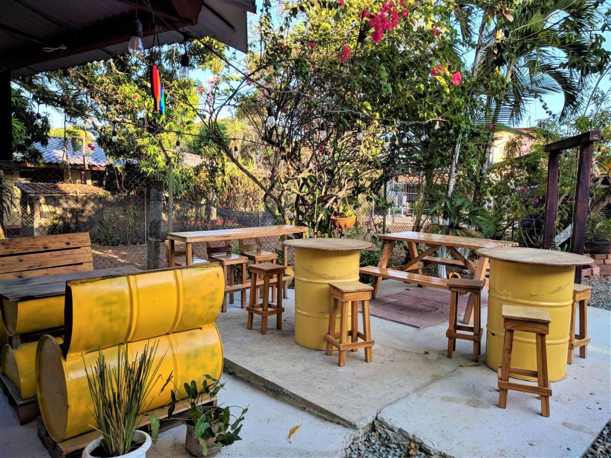 Hostal Dona Maria Pedasi Town ภายนอก รูปภาพ