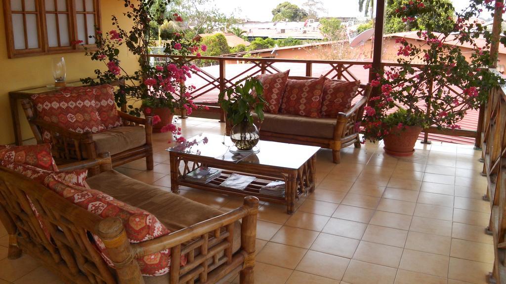 Hostal Dona Maria Pedasi Town ภายนอก รูปภาพ