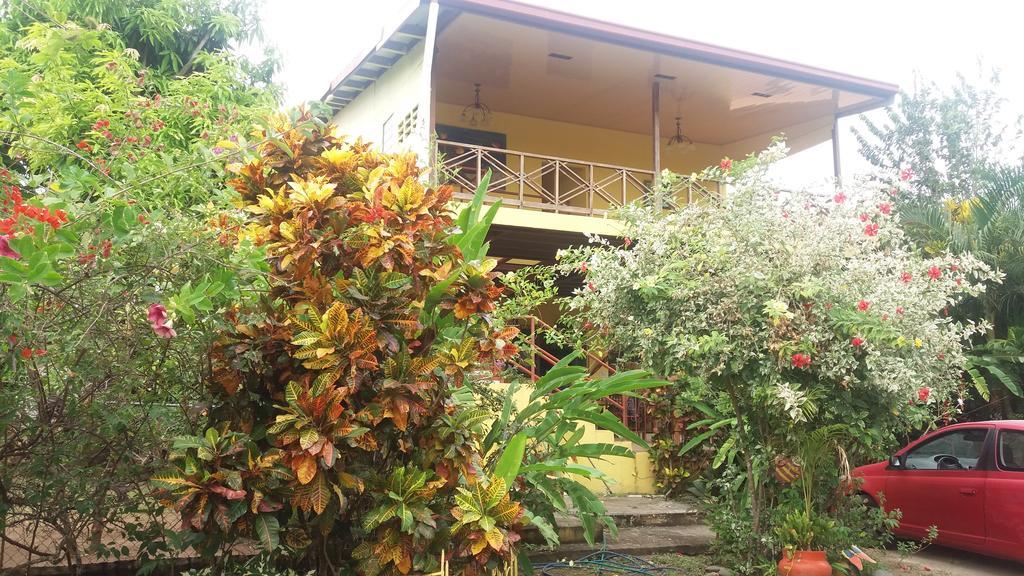 Hostal Dona Maria Pedasi Town ภายนอก รูปภาพ